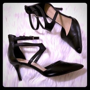 Black Heels by Nine West 🖤
